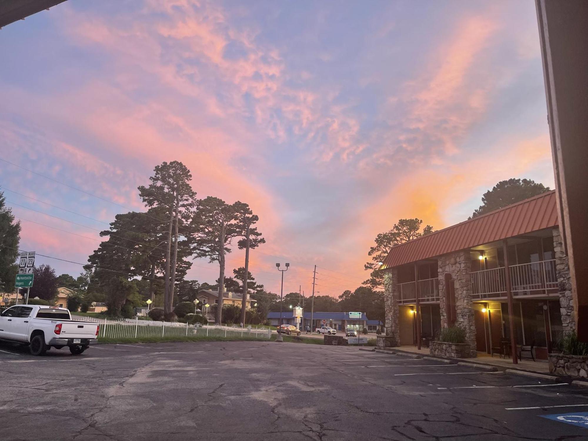 Eureka Springs Heritage Motel Экстерьер фото